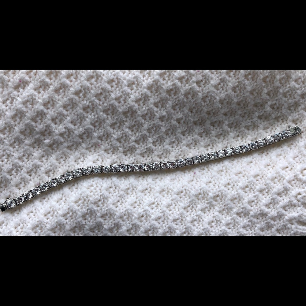 💎Stunning Sterling & CZ Tennis Bracelet 💎